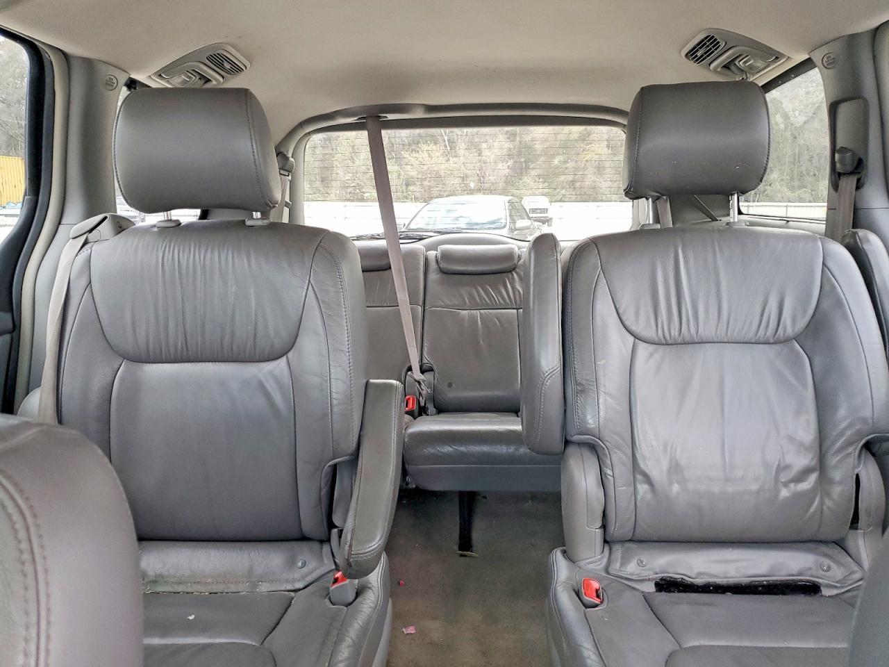 2008 TOYOTA SIENNA