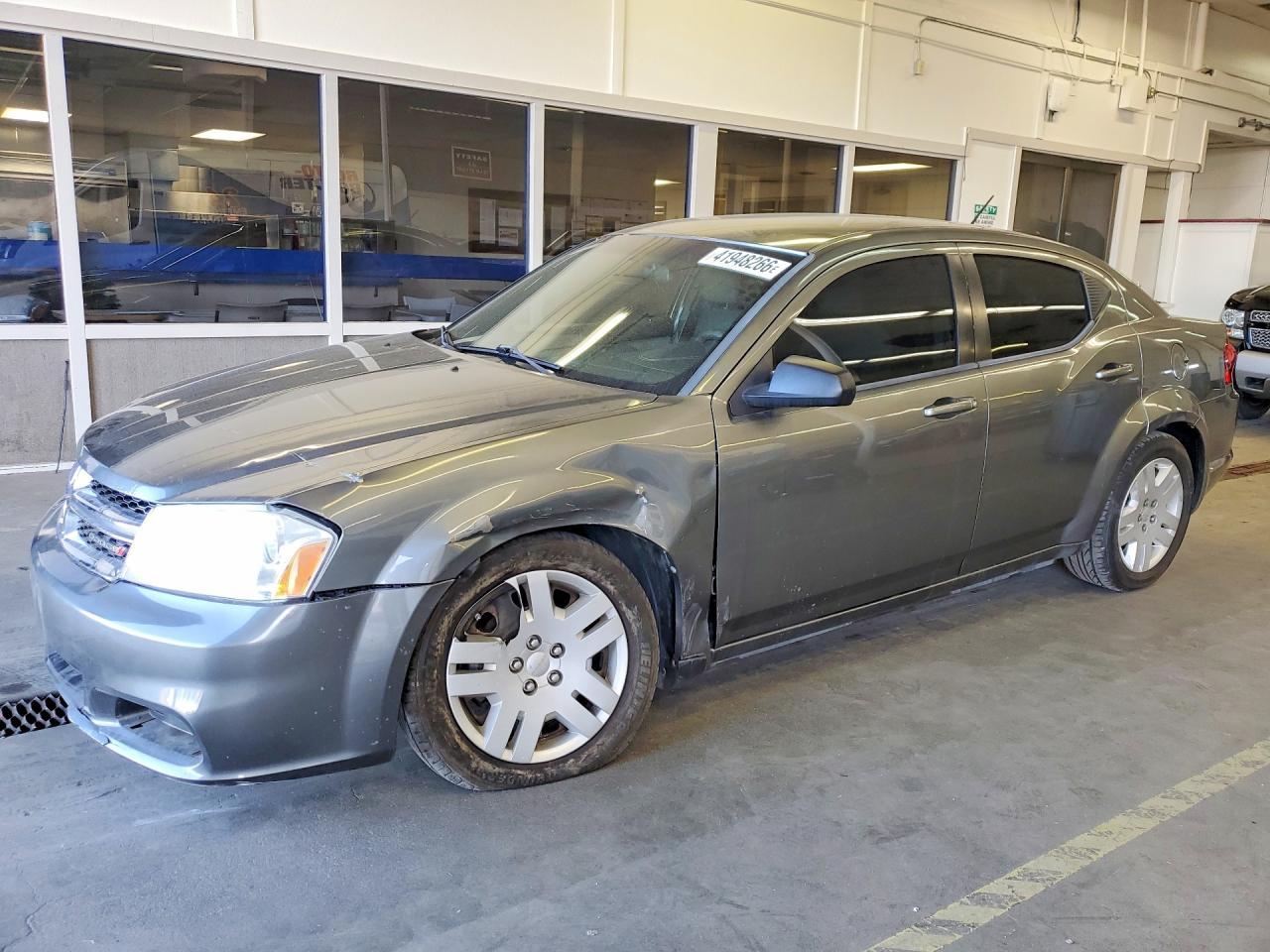 2013 DODGE Avenger