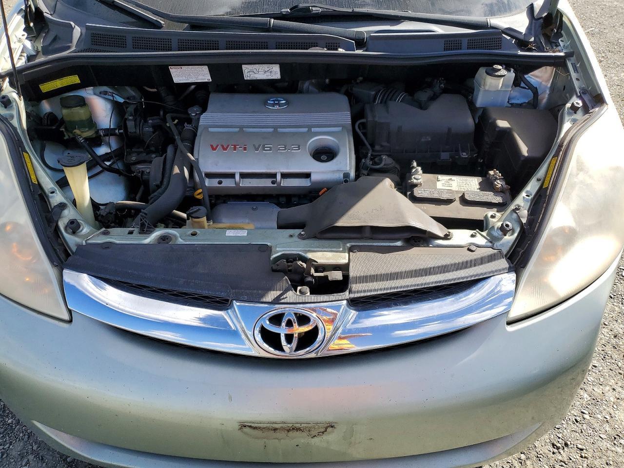2006 TOYOTA SIENNA