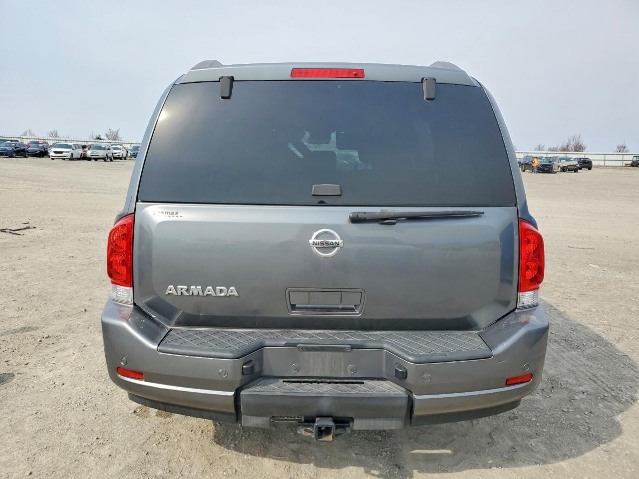 2013 NISSAN Armada
