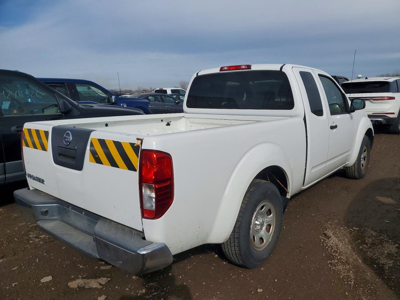 2012 NISSAN Frontier