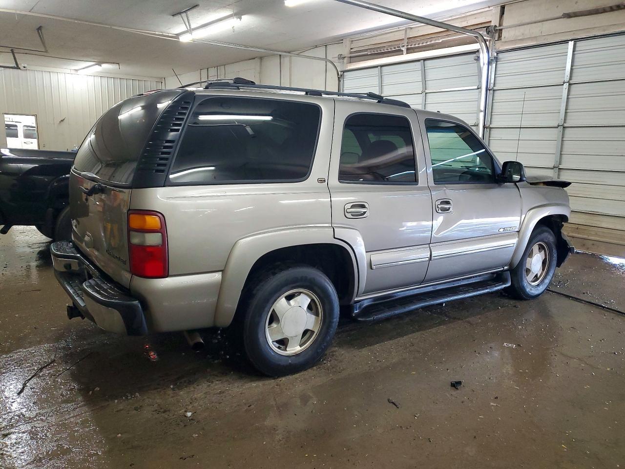 2003 CHEVROLET Tahoe