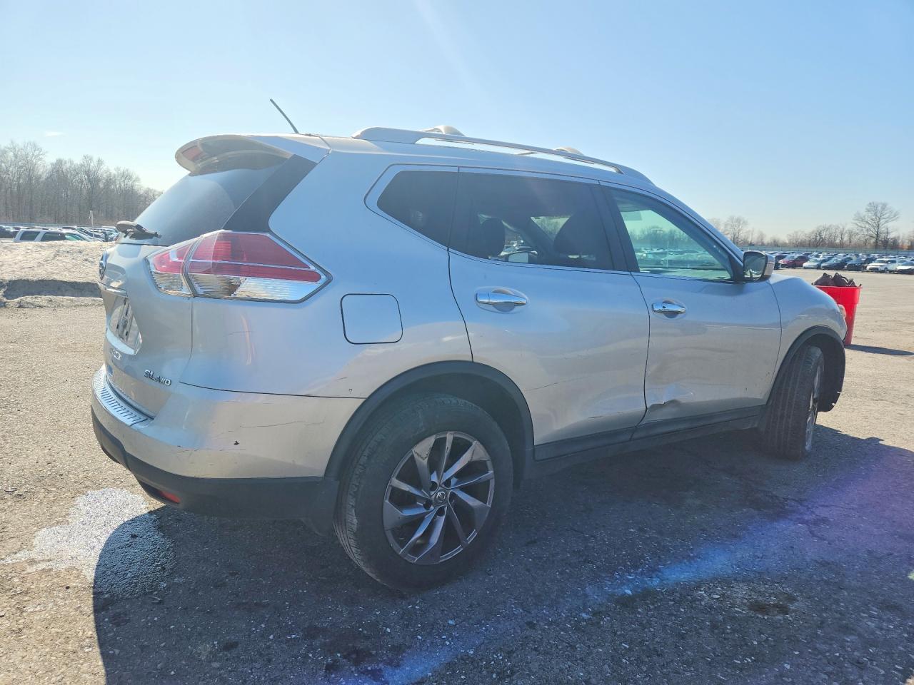 2016 NISSAN ROGUE