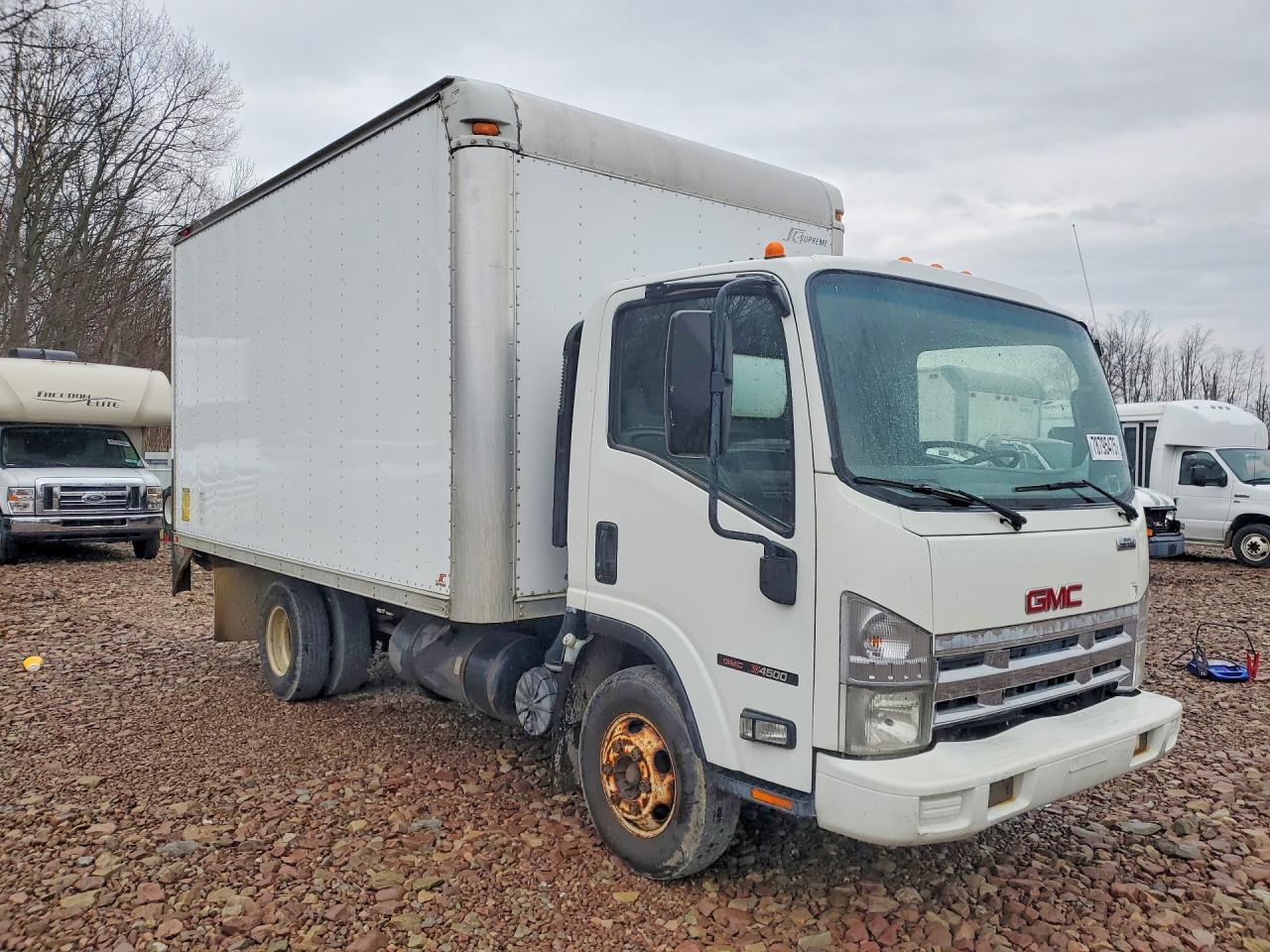 2008 GMC W4