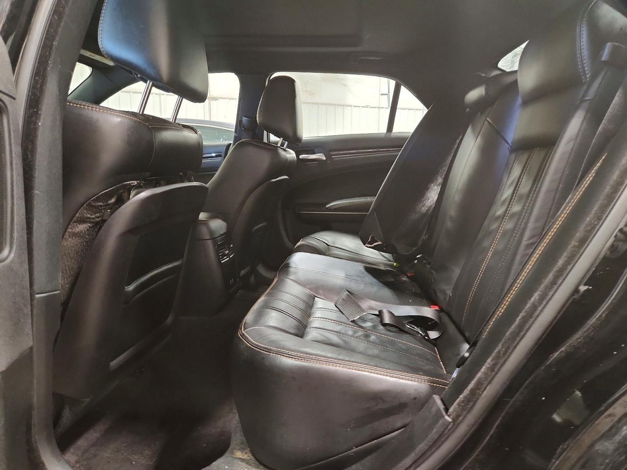 2016 CHRYSLER 300