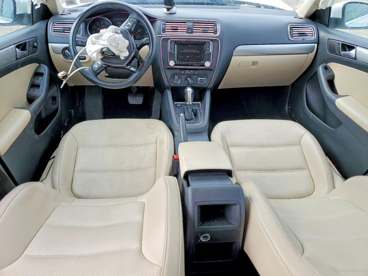 2018 VOLKSWAGEN JETTA