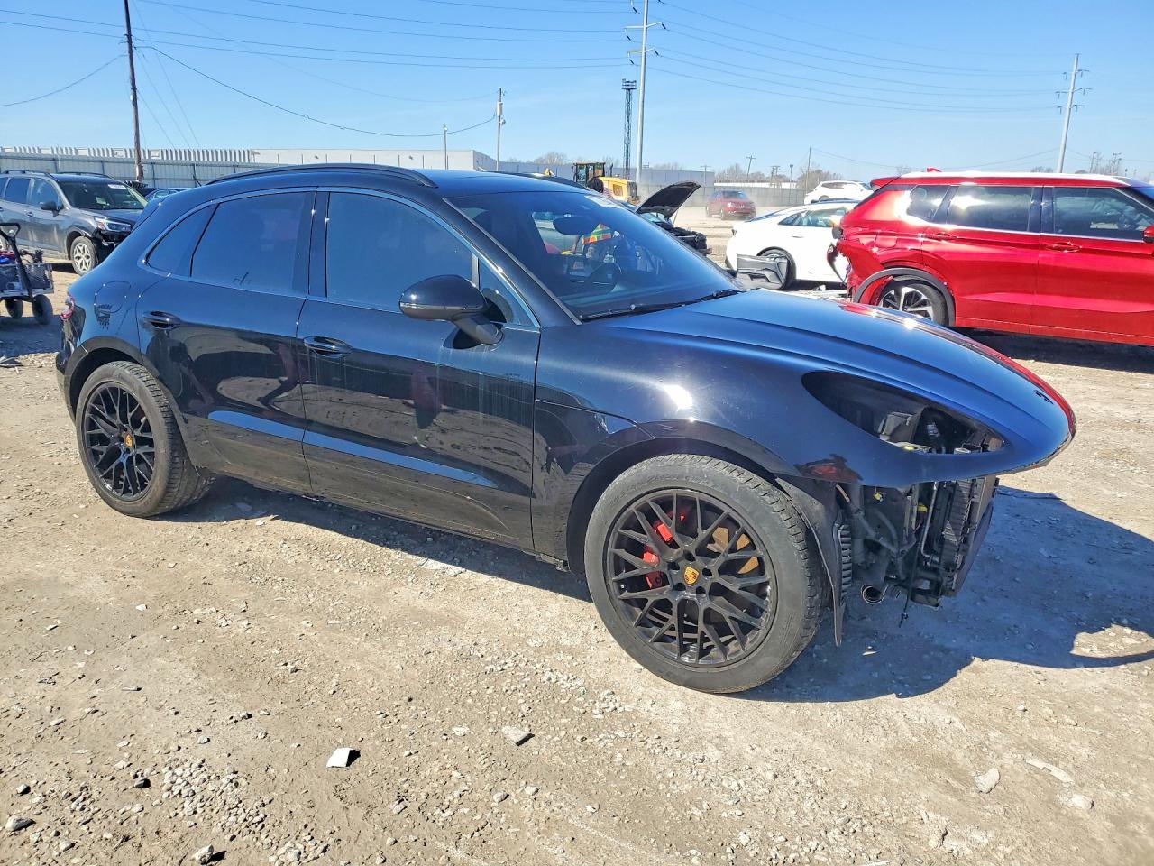 2018 PORSCHE Macan
