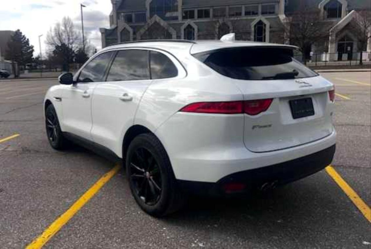 2018 JAGUAR F-Pace
