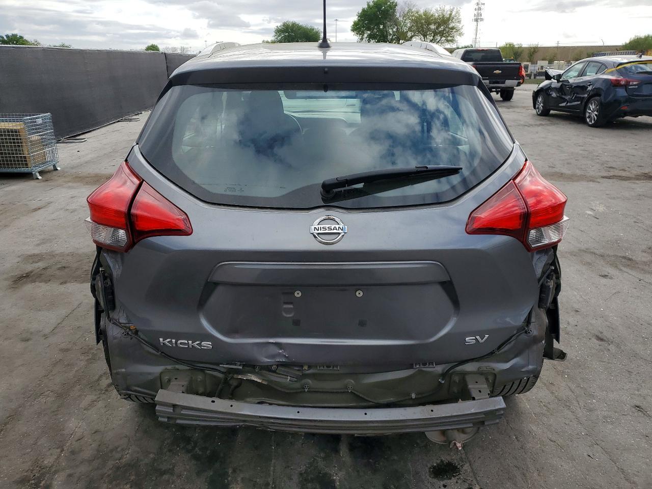 2018 NISSAN KICKS