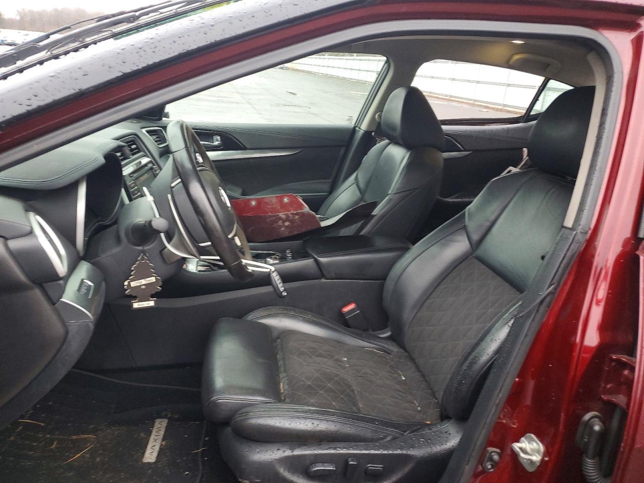 2016 NISSAN Maxima