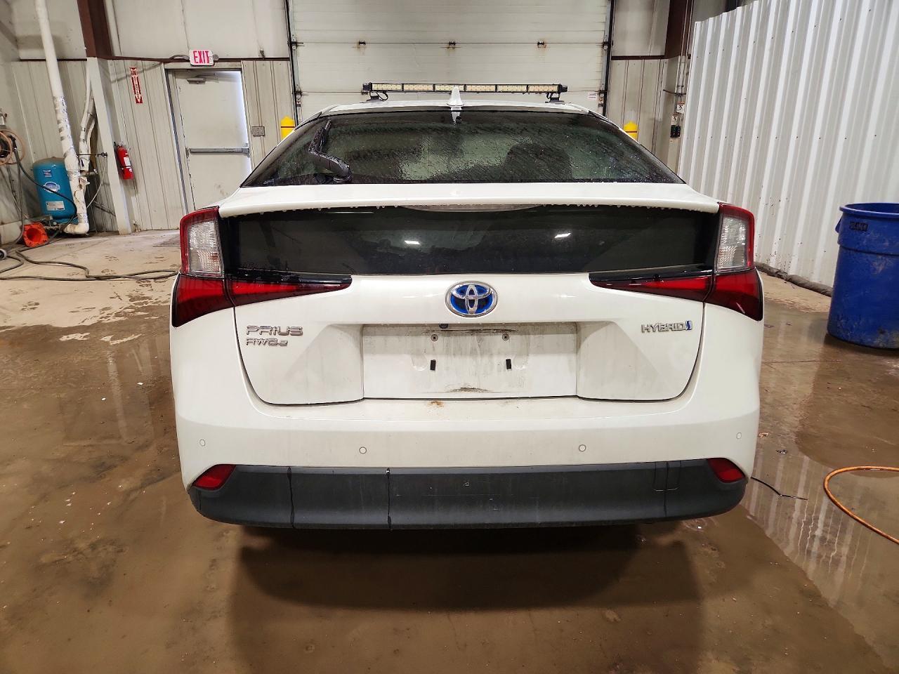 2021 TOYOTA PRIUS