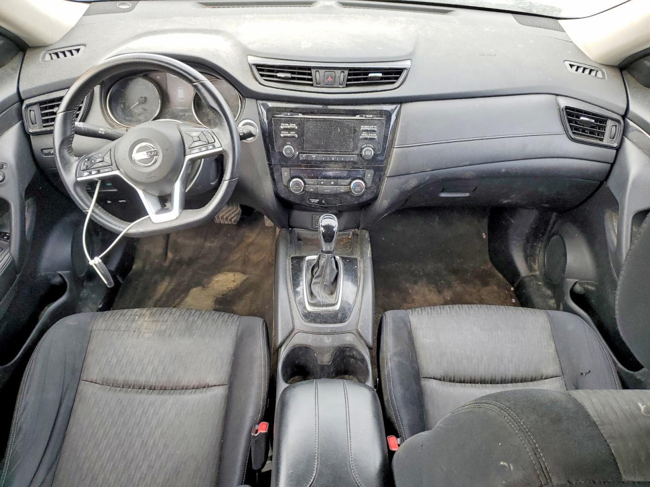 2017 NISSAN ROGUE
