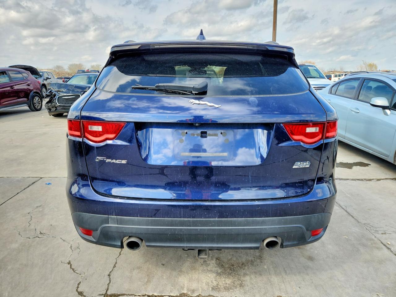 2017 JAGUAR F-Pace