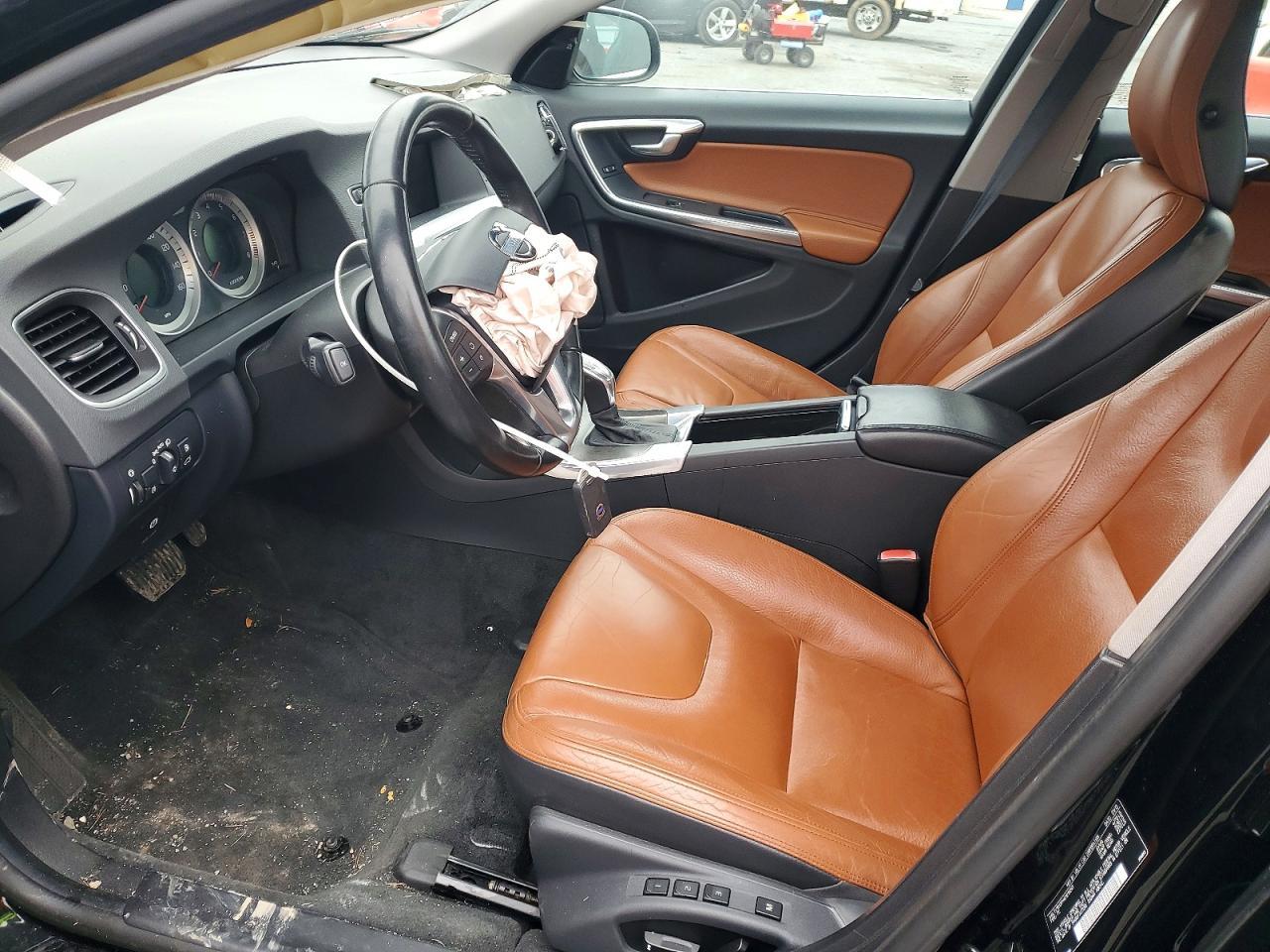 2013 VOLVO S60