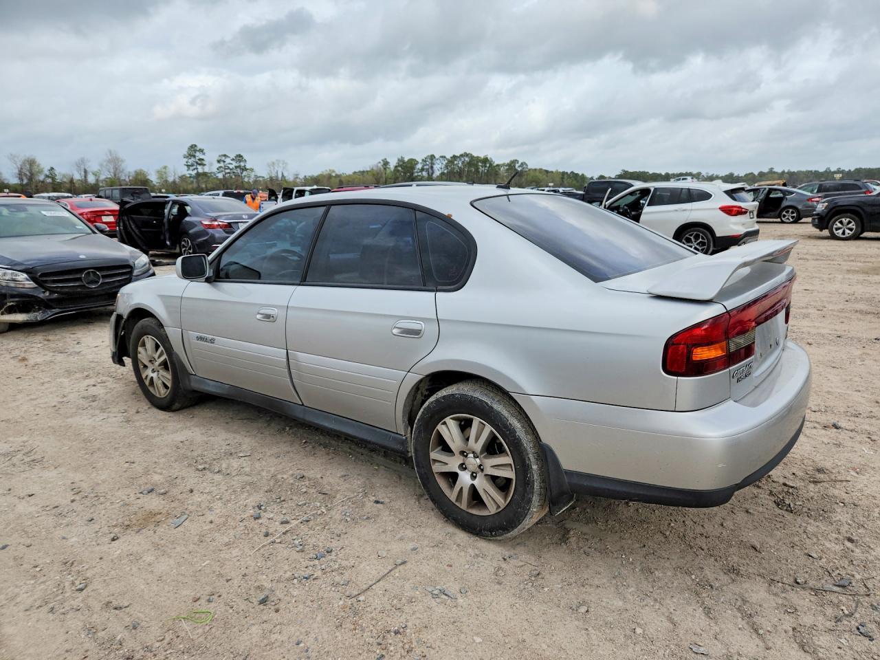 2004 SUBARU Legacy