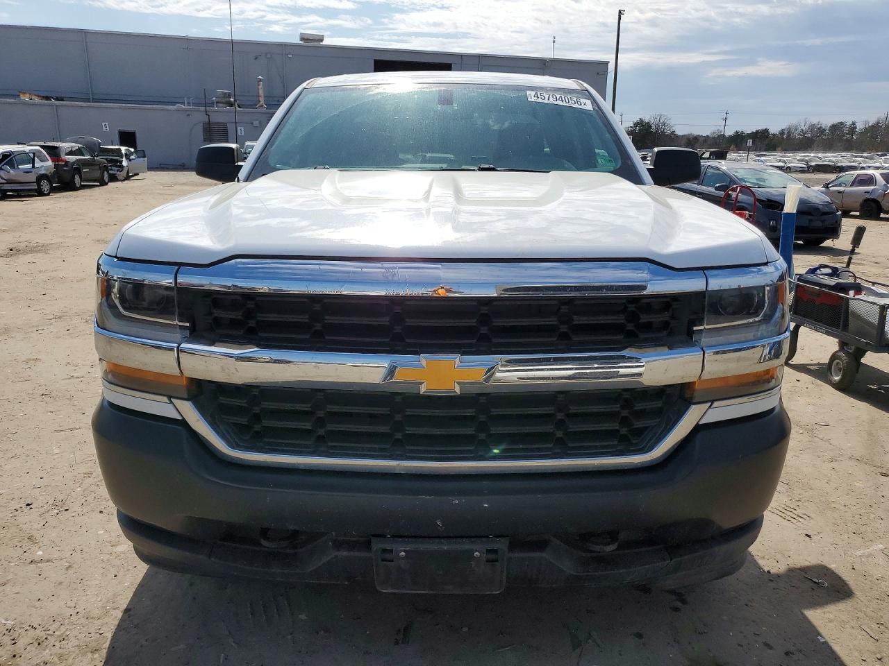 2018 CHEVROLET Silverado