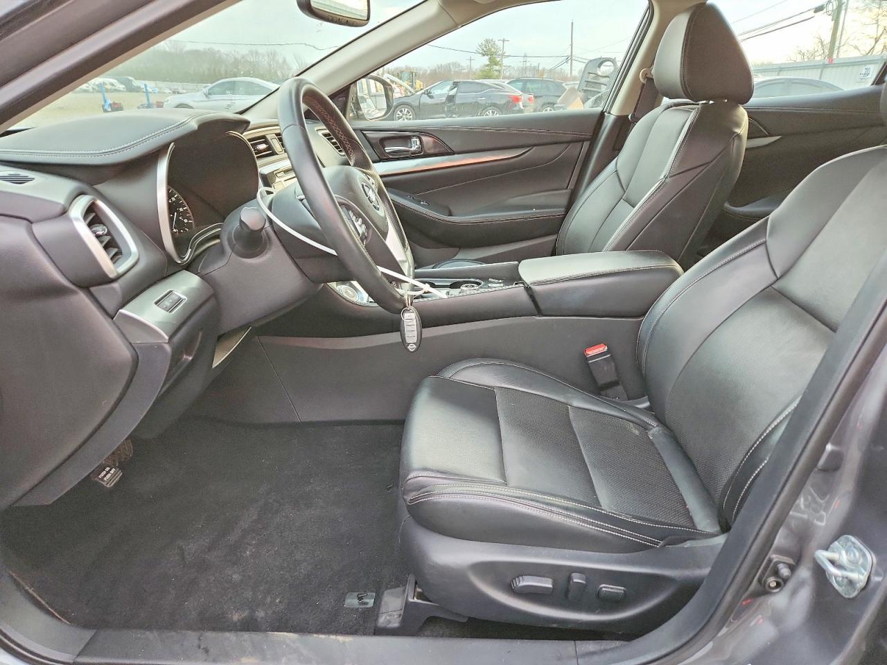 2019 NISSAN Maxima