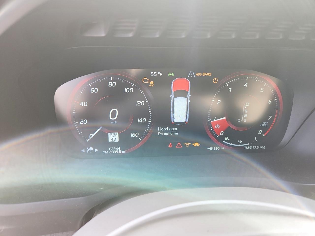 2020 VOLVO XC90