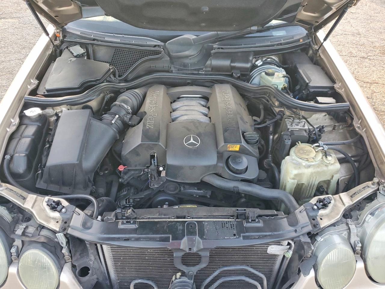 2001 MERCEDES-BENZ E-Class