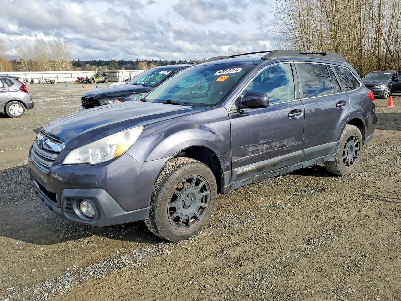 2013 SUBARU Outback