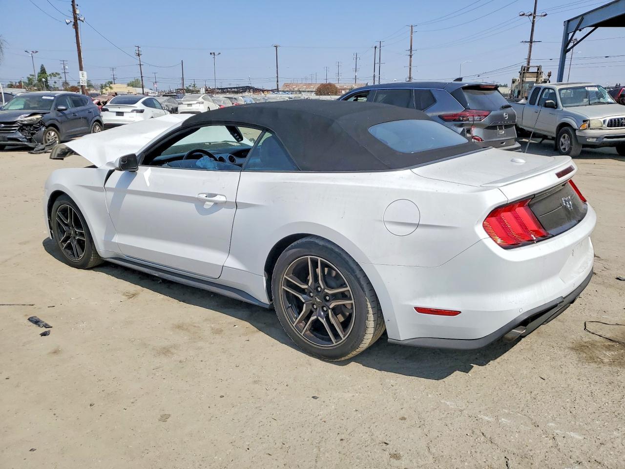 2020 FORD MUSTANG