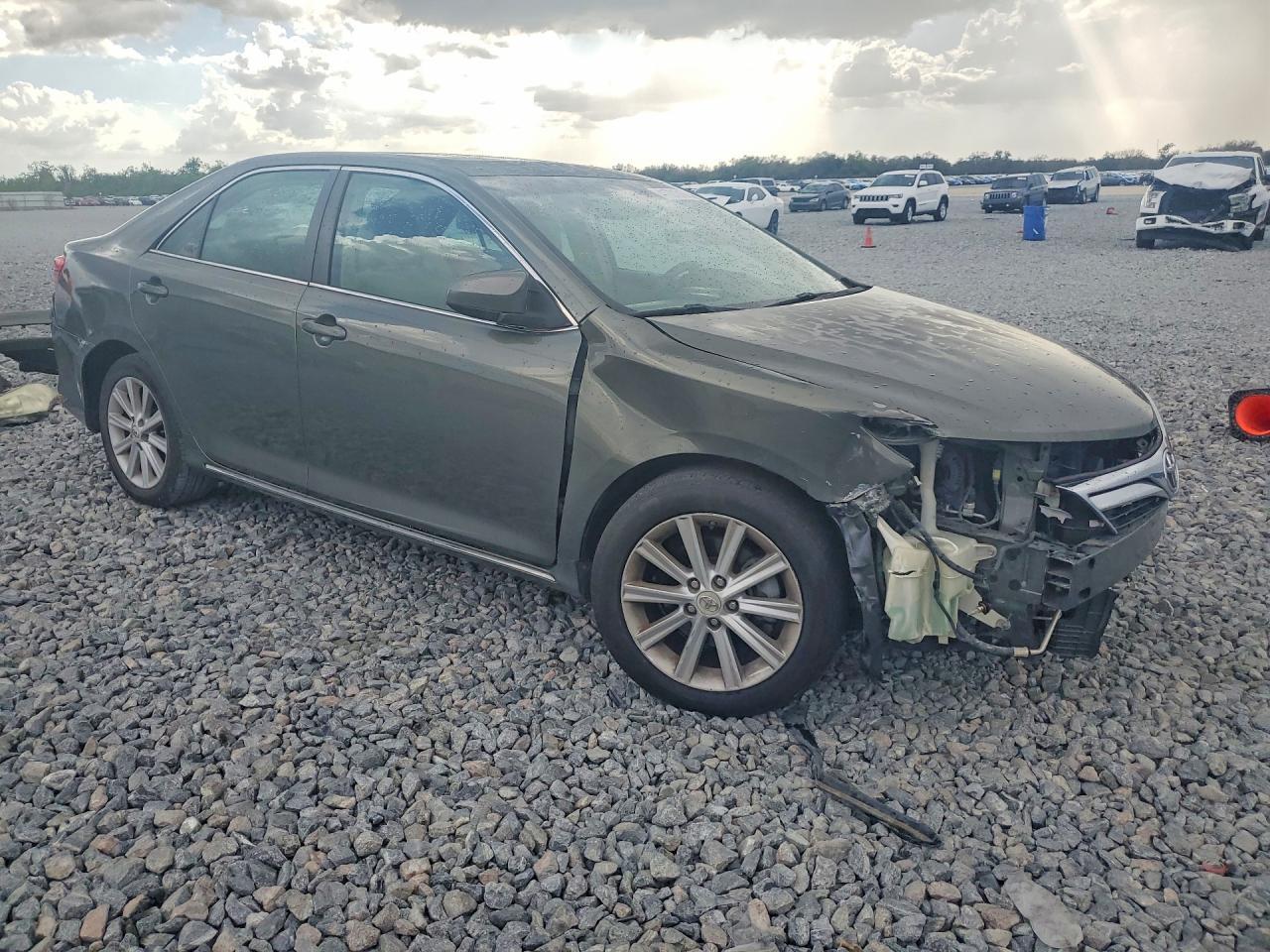 2012 TOYOTA CAMRY
