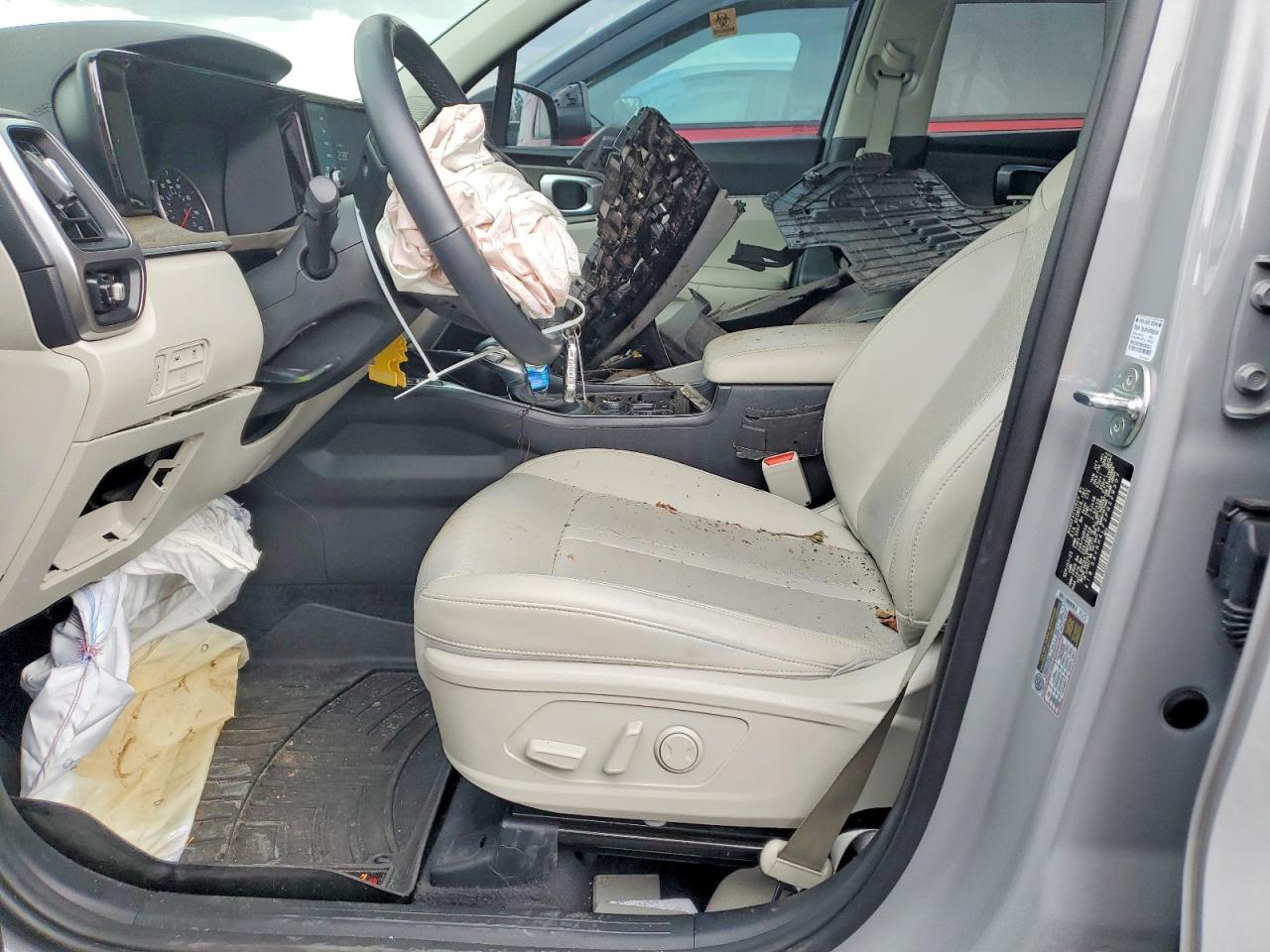 2023 KIA SORENTO