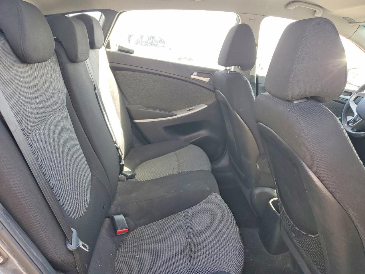 2012 HYUNDAI ACCENT