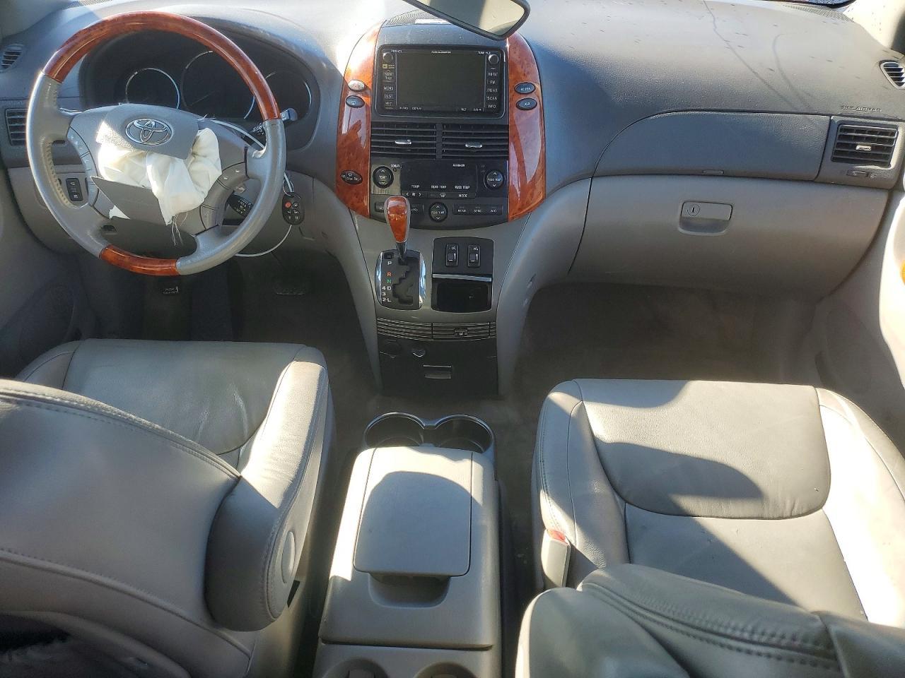 2007 TOYOTA SIENNA