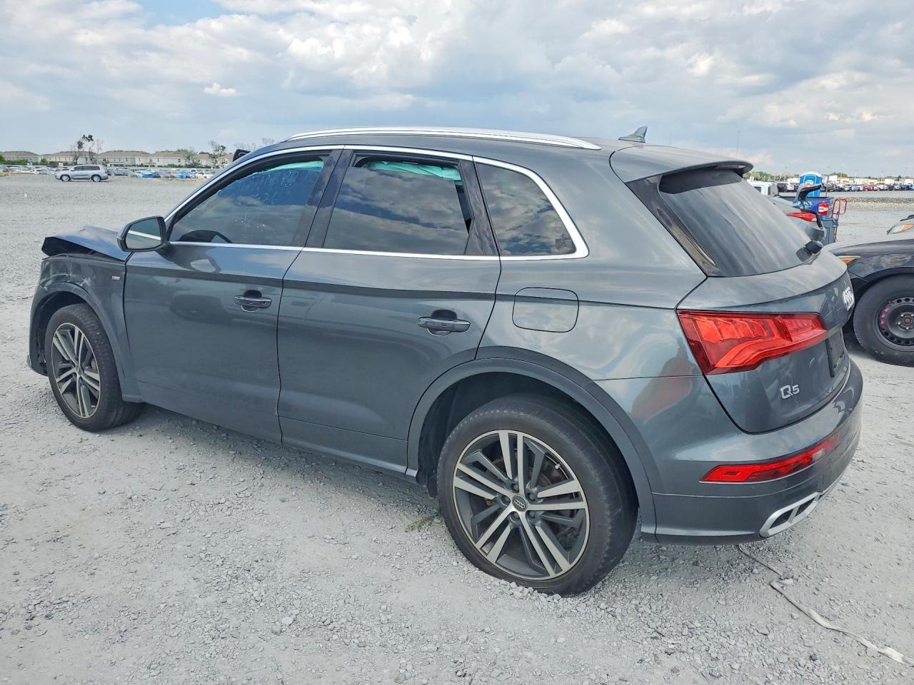 2020 AUDI Q5