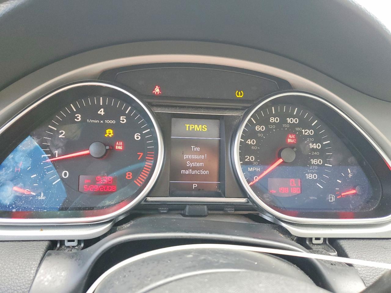 2009 AUDI Q7
