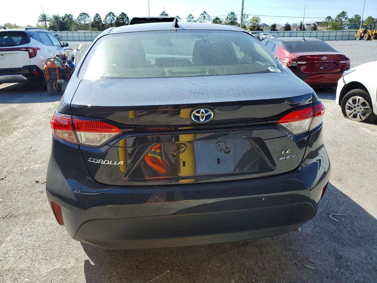 2025 TOYOTA COROLLA