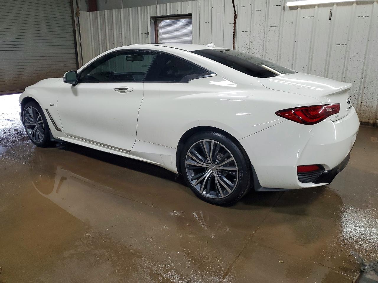2017 INFINITI Q60