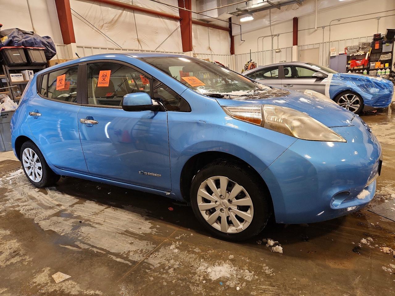 2013 NISSAN LEAF