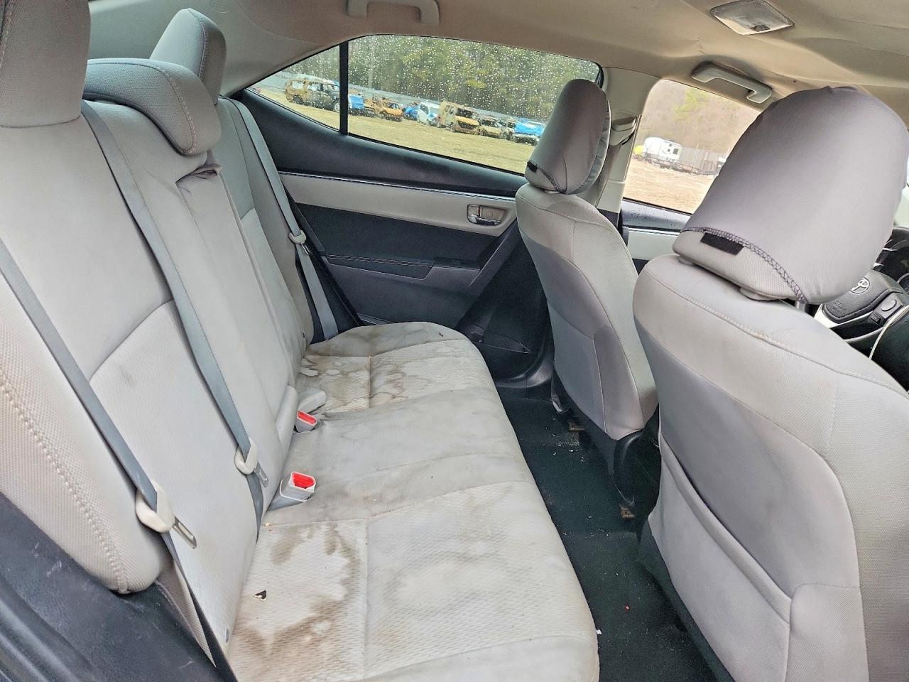 2015 TOYOTA COROLLA