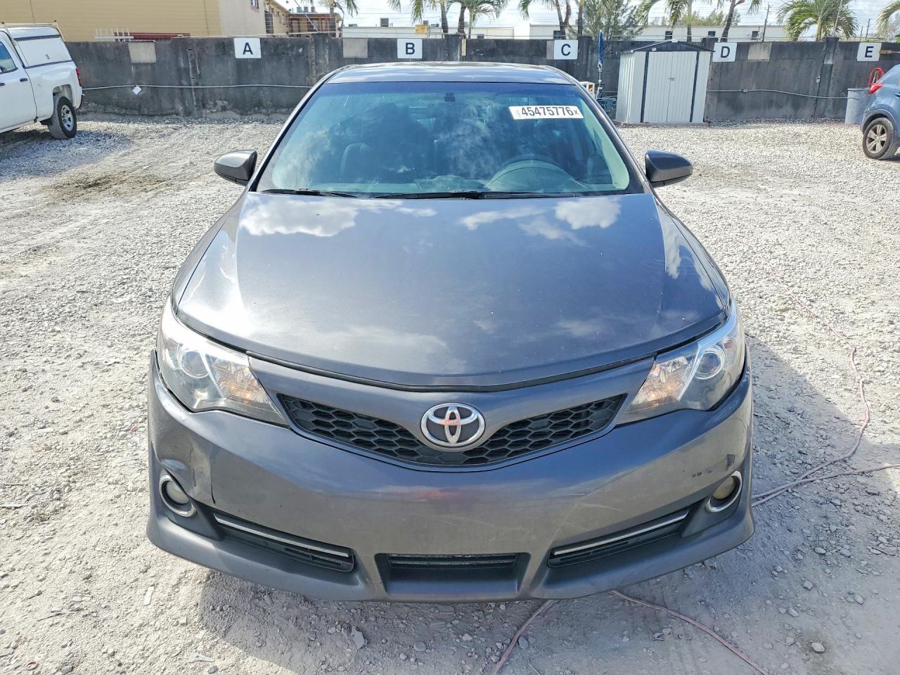 2014 TOYOTA CAMRY