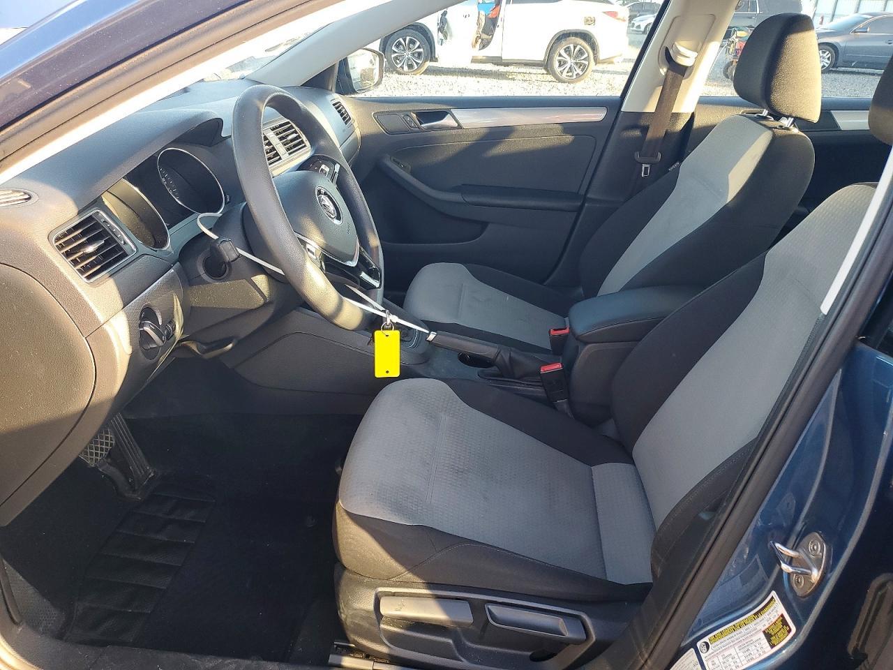 2017 VOLKSWAGEN JETTA