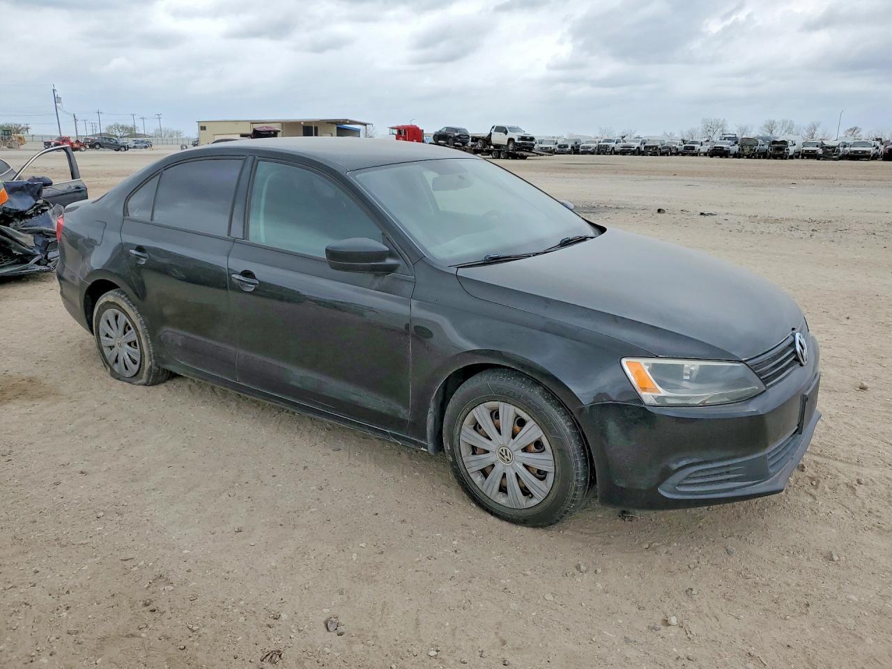 2013 VOLKSWAGEN JETTA