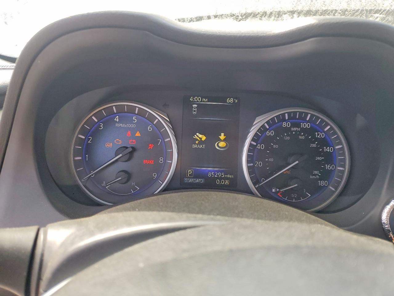 2016 INFINITI Q50