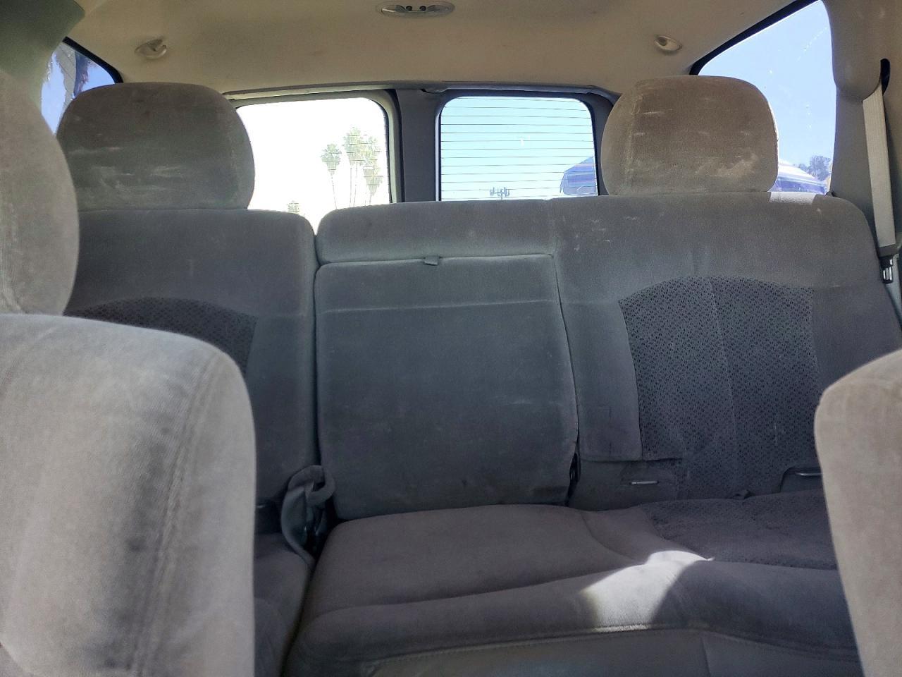 2002 CHEVROLET Tahoe