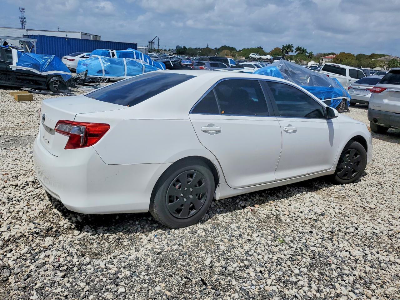 2012 TOYOTA CAMRY