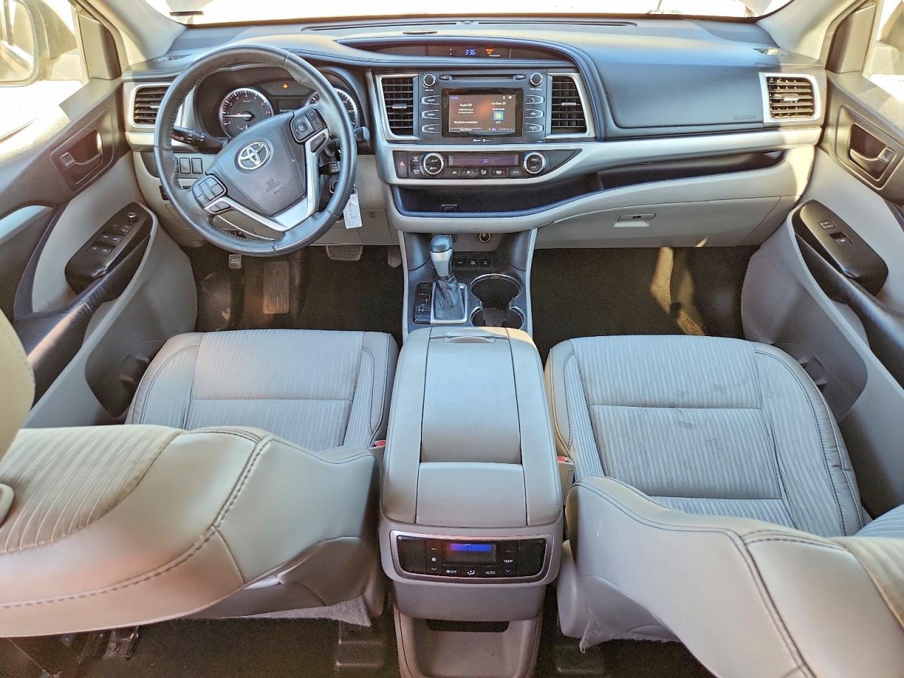 2015 TOYOTA HIGHLANDER