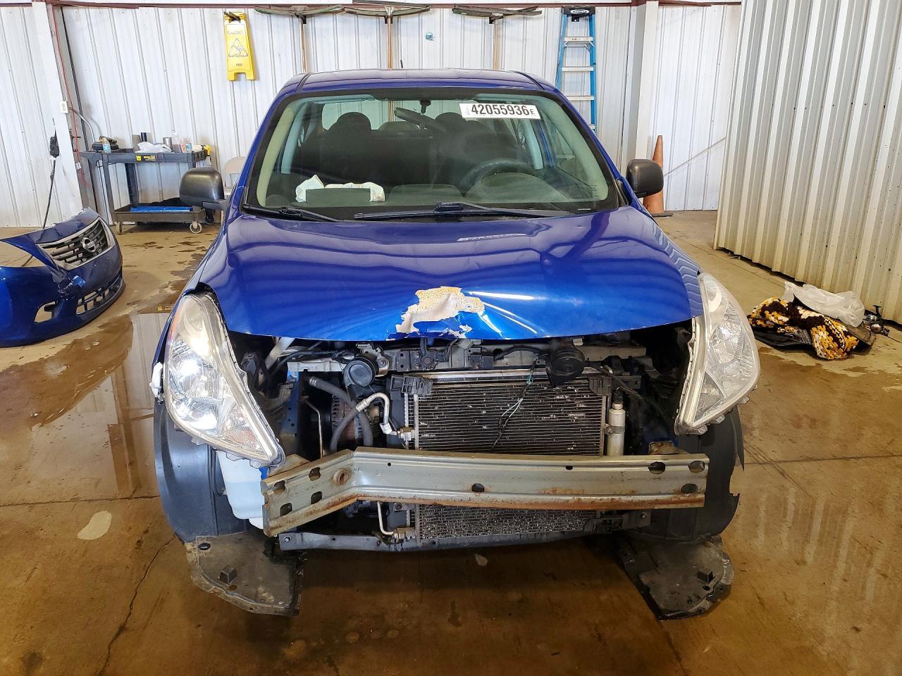 2012 NISSAN VERSA