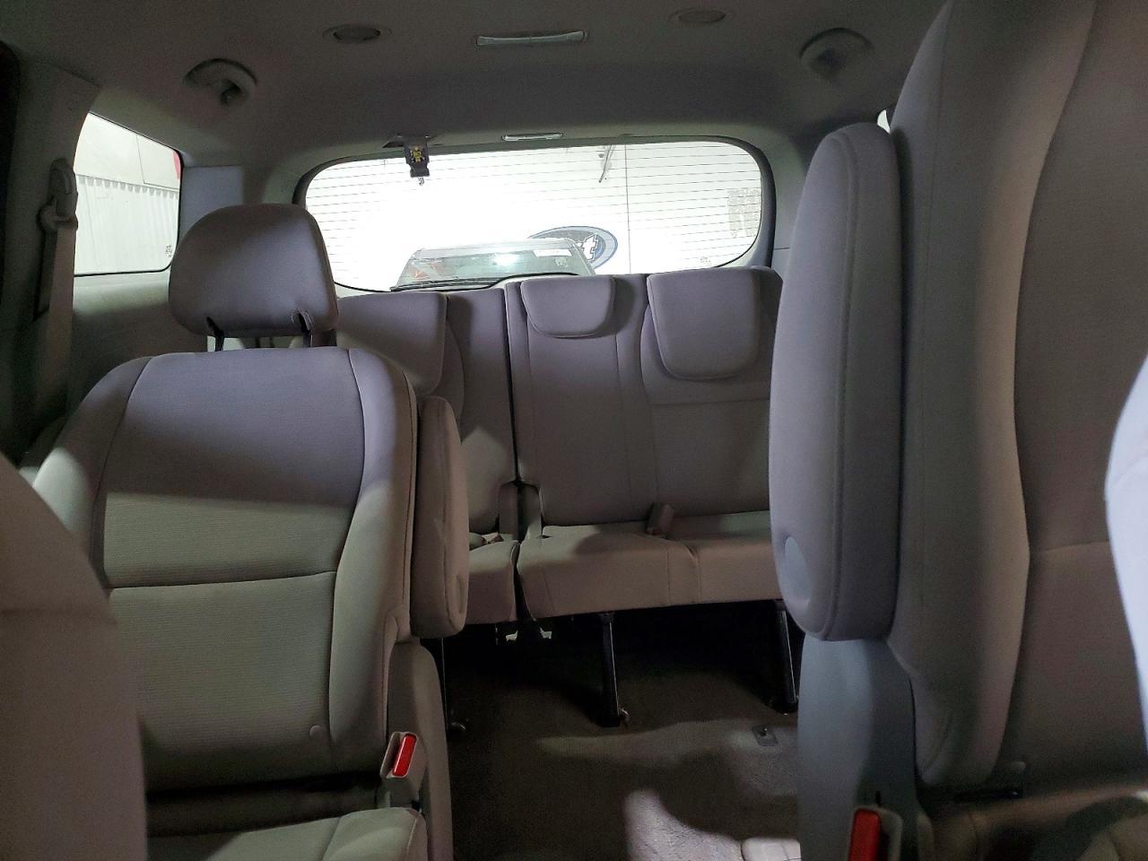 2015 KIA SEDONA