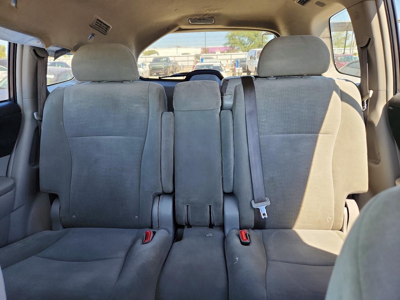 2012 TOYOTA HIGHLANDER