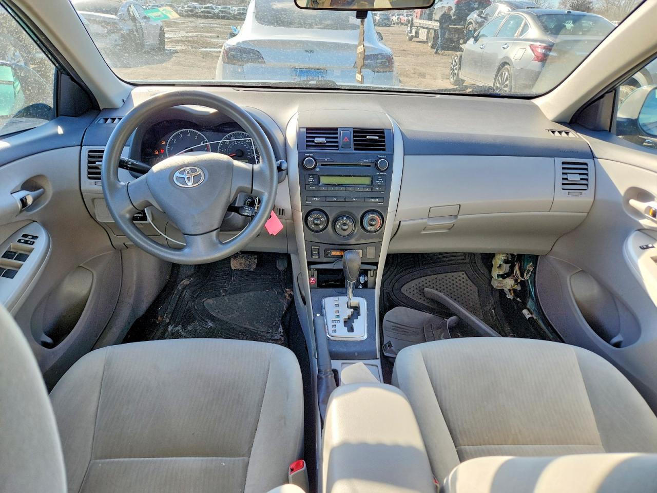 2010 TOYOTA COROLLA