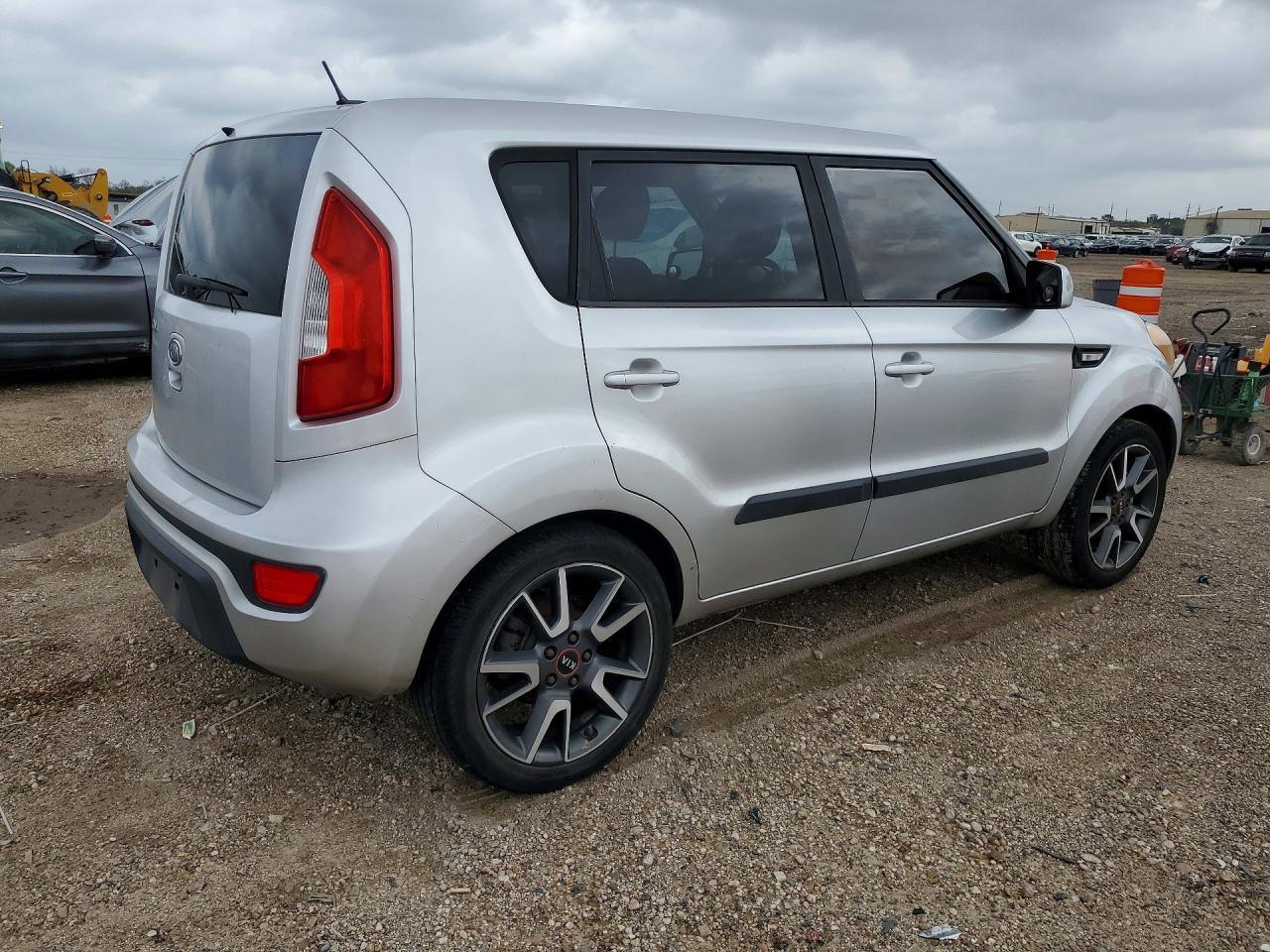 2012 KIA SOUL