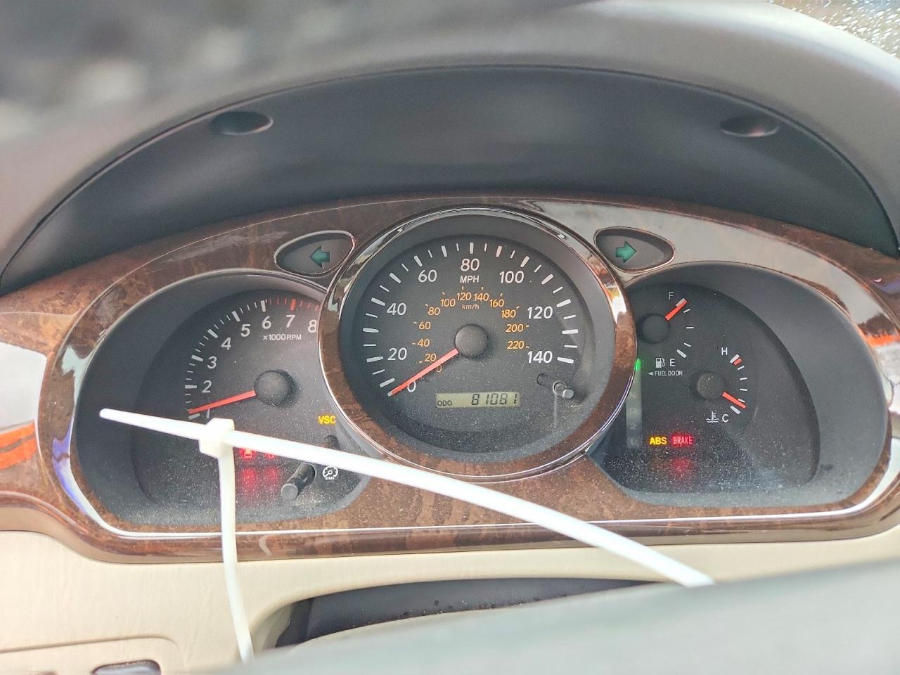 2001 TOYOTA HIGHLANDER