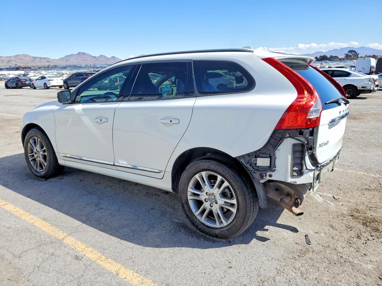 2016 VOLVO XC60