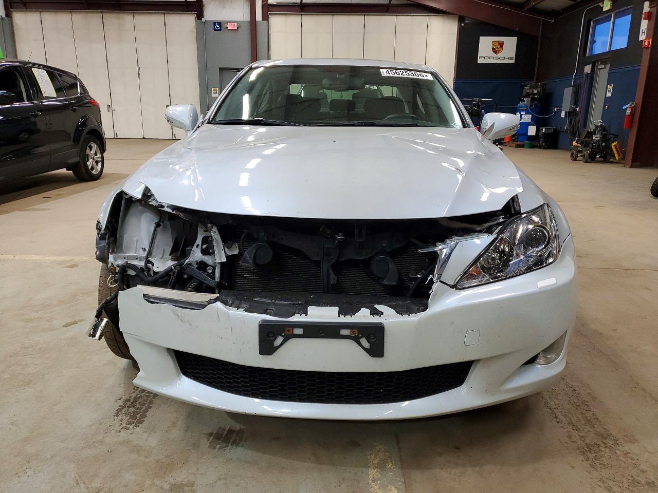 2009 LEXUS IS 250